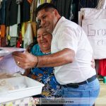 Emotiva serenata a madres del Mercado Municipal por su día