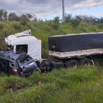 Tragedia en Santaní: Adelantamiento indebido provoca choque múltiple y deja dos personas fallecidas
