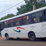 Mujer pierde el conocimiento tras tropezar al bajar de un ómnibus en Capiatá.